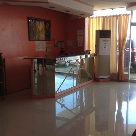John Mig Hotel Île de Mactan Extérieur photo