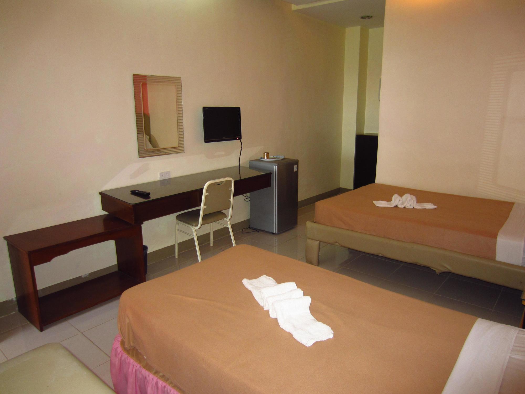 John Mig Hotel Île de Mactan Extérieur photo